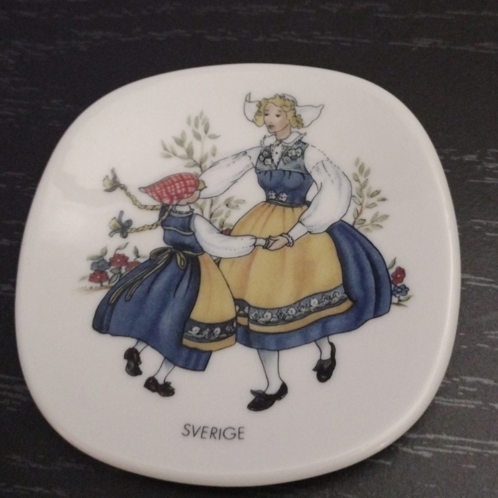 RORSTRAND Sweden Miniature Plate/Butter Pat "Sverige" Woman & Child Dancing 3”